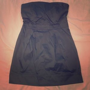 Sleeveless cocktail dress